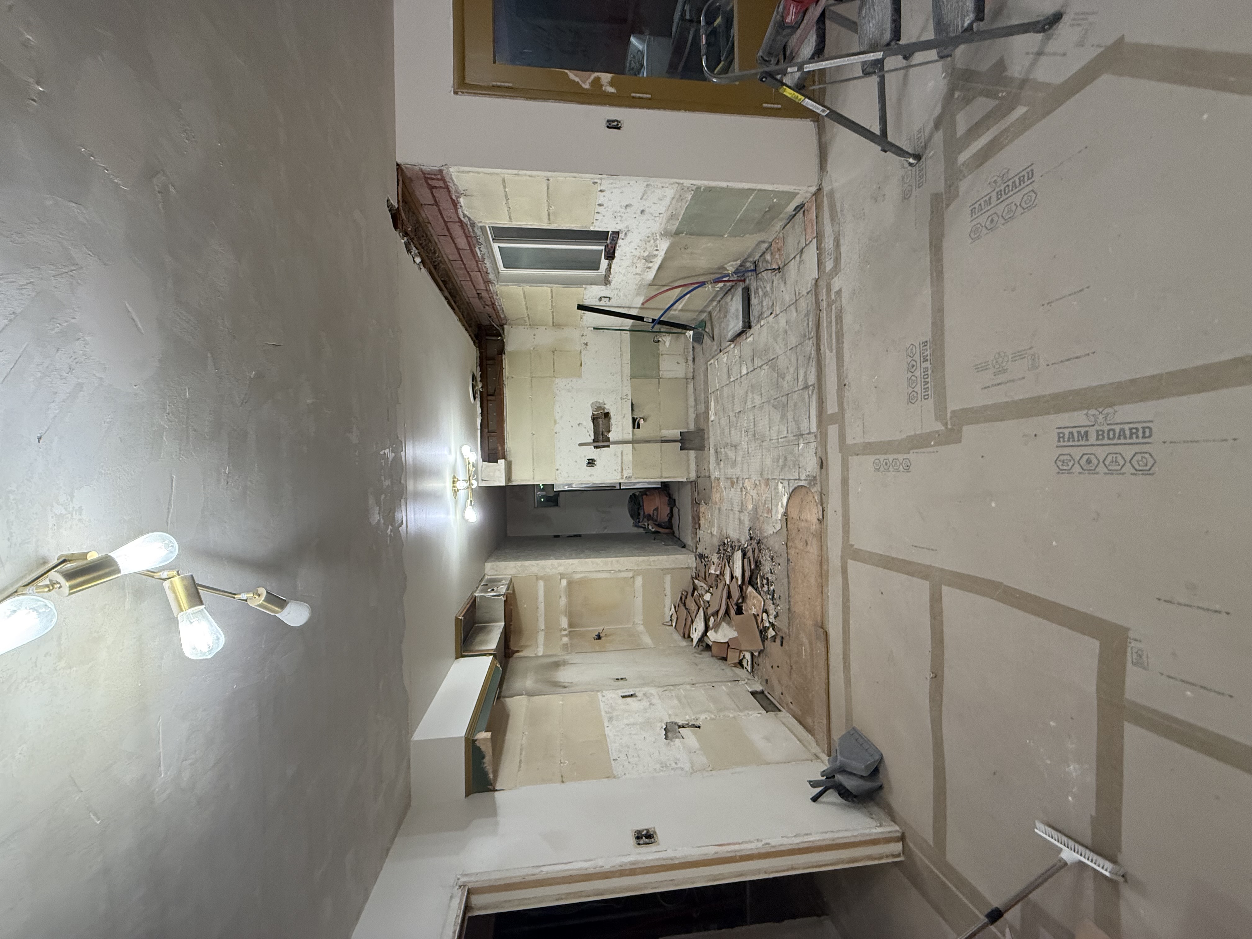 Kitchen wide shot during demo