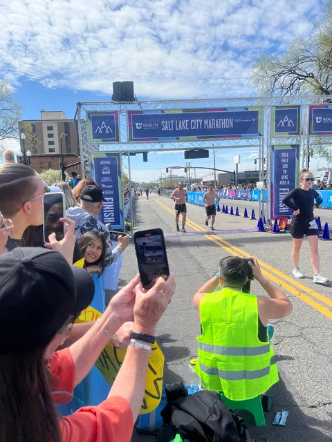 Brothers Marathon Finish